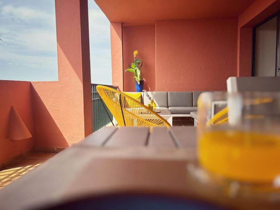 Apartamento 017 Superb Sea View 2 Bed Calahonda