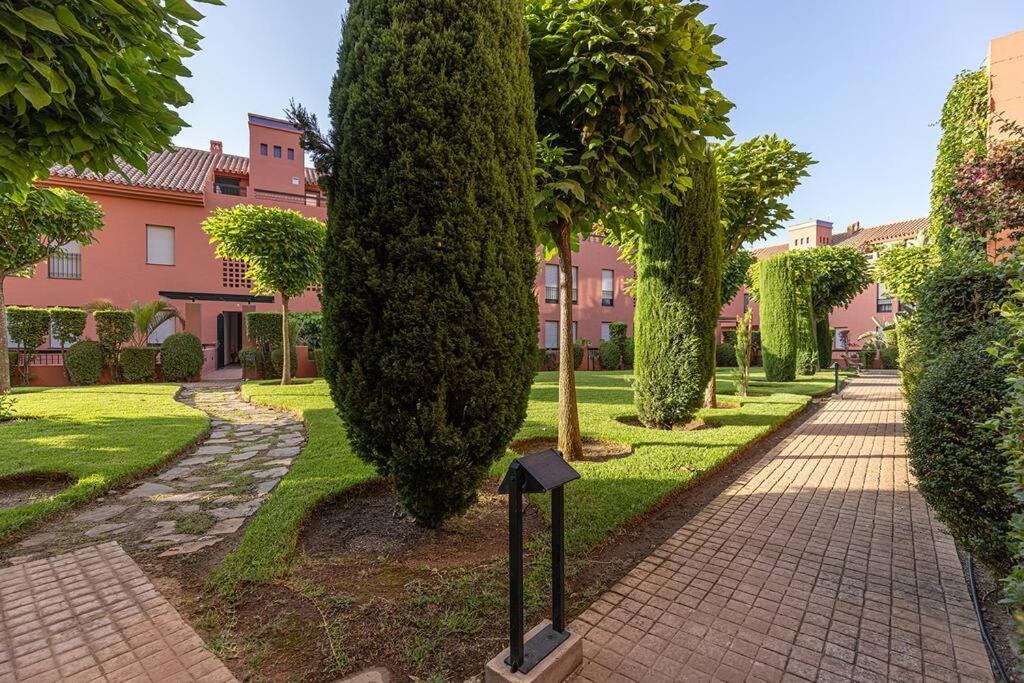 017 Superb Sea View 2 Bed Calahonda *
